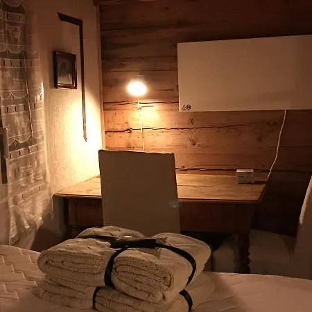 木屋 170 Year Old Swiss Vyntage Chalet, Interlaken Saxeten