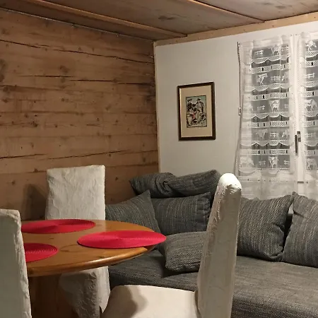 木屋 170 Year Old Swiss Vyntage Chalet, Interlaken *